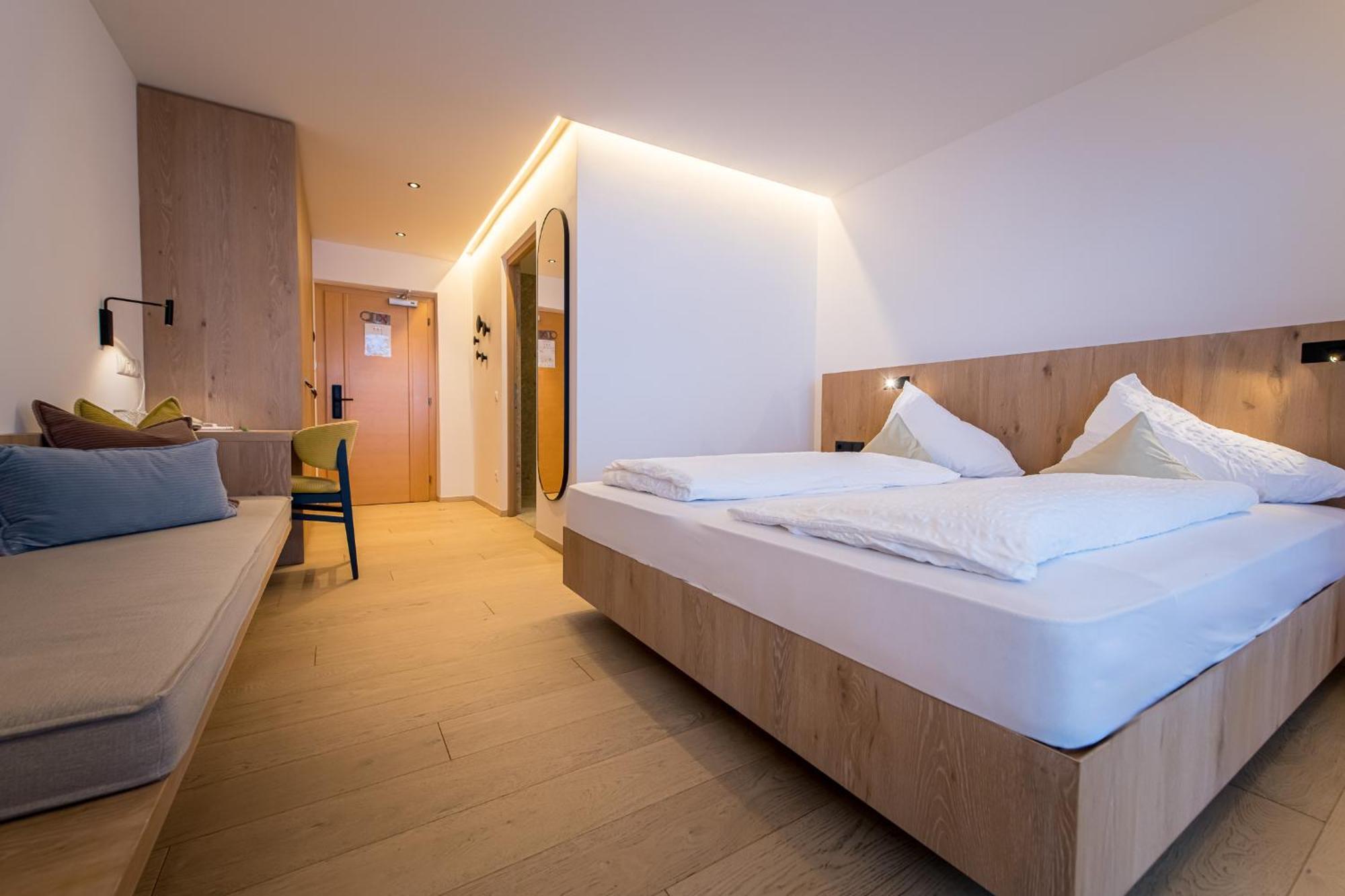 Basic Double Room